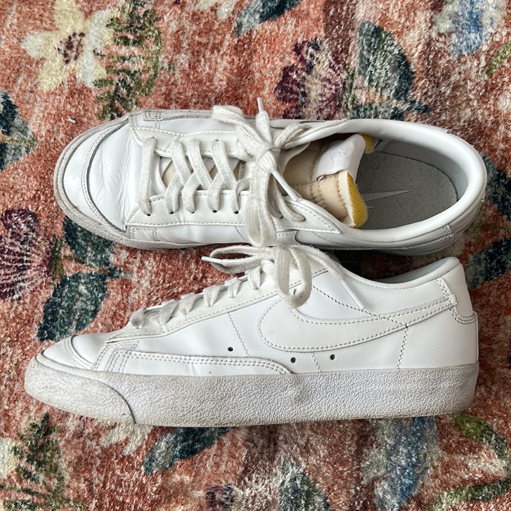 Nike Blazer Low '77 'Triple White' DC4769-101, Women’s, size 8